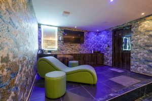 VIP Suite Room (6)