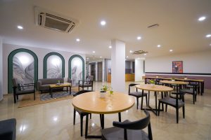 Dinning area (11)