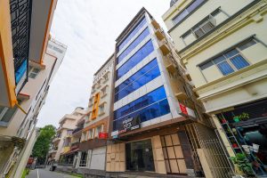 Facade (1)