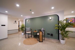Lift corridor (2)