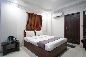 room (4)