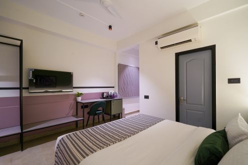 Deluxe room (3)