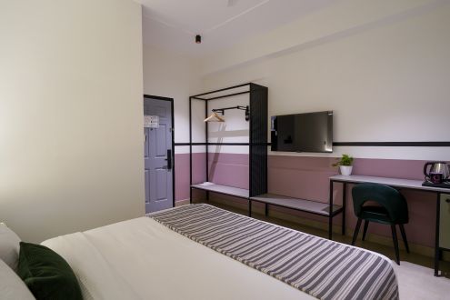Deluxe room (6)